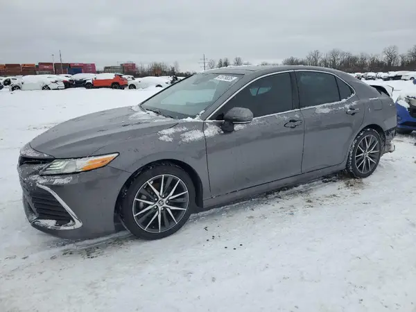 4T1F11AK1PU751796 2023 TOYOTA CAMRY - Image 1