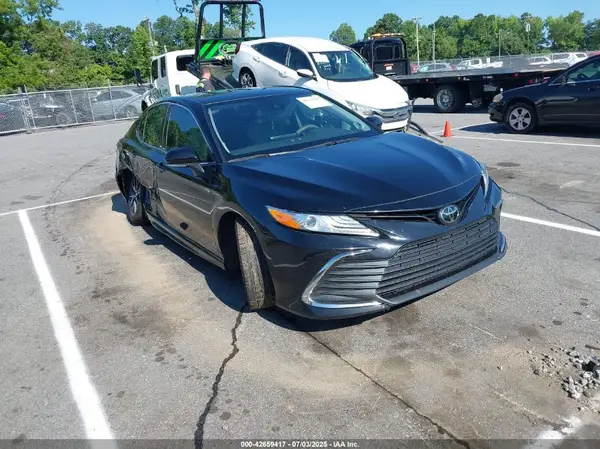 4T1F11AK1PU756917 2023 TOYOTA CAMRY - Image 1