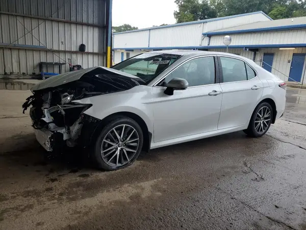 4T1F11AK1PU790758 2023 TOYOTA CAMRY - Image 1