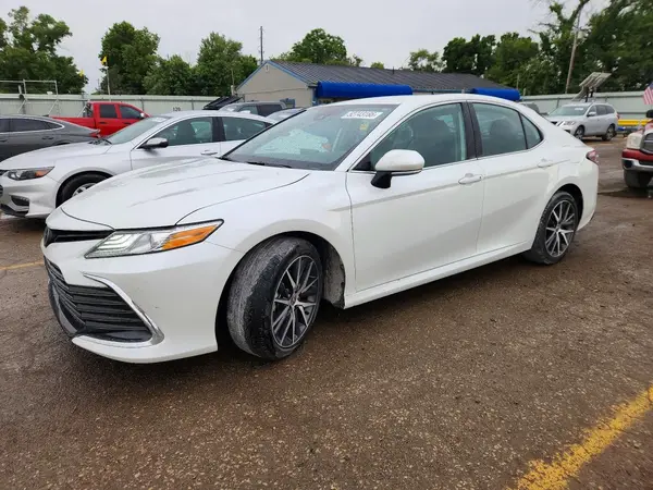 4T1F11AK1RU254590 2024 TOYOTA CAMRY - Image 1
