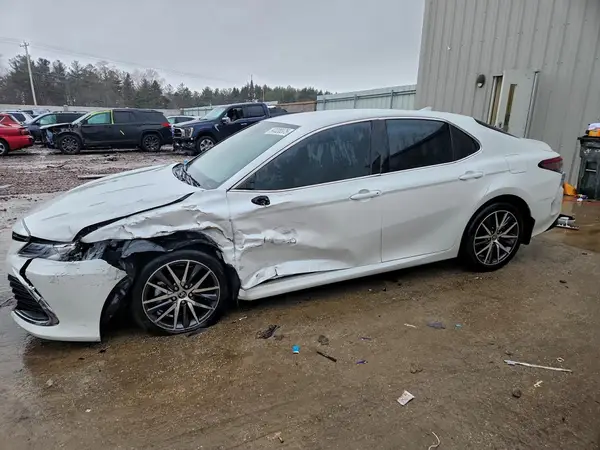 4T1F11AK1RU895139 2024 TOYOTA CAMRY - Image 1