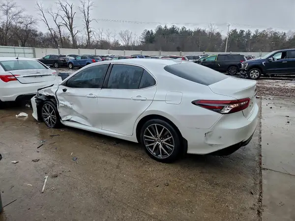 4T1F11AK1RU895139 2024 TOYOTA CAMRY - Image 2