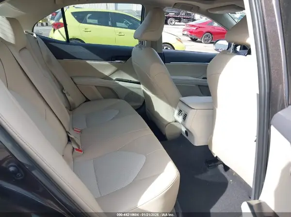 4T1F11AK2LU905751 2020 TOYOTA CAMRY - Image 8