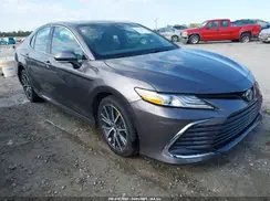 4T1F11AK2NU030044 2022 TOYOTA CAMRY