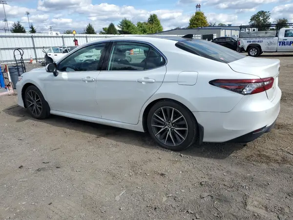 4T1F11AK2PU086178 2023 TOYOTA CAMRY - Image 2