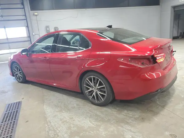 4T1F11AK2PU112603 2023 TOYOTA CAMRY - Image 2