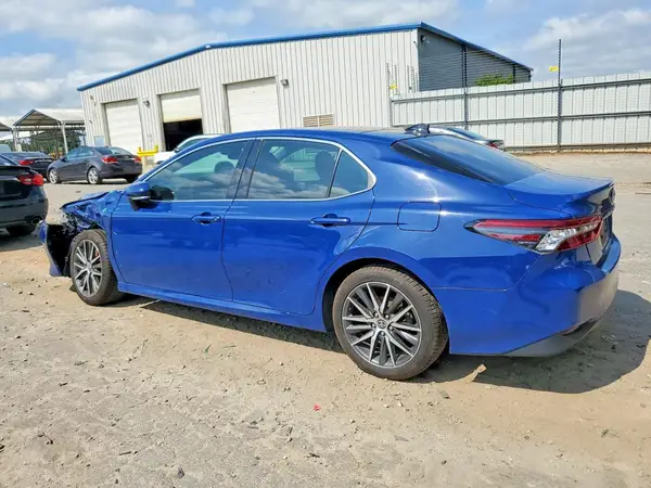 4T1F11AK2PU158836 2023 TOYOTA CAMRY - Image 2