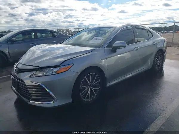 4T1F11AK2PU177855 2023 TOYOTA CAMRY - Image 2