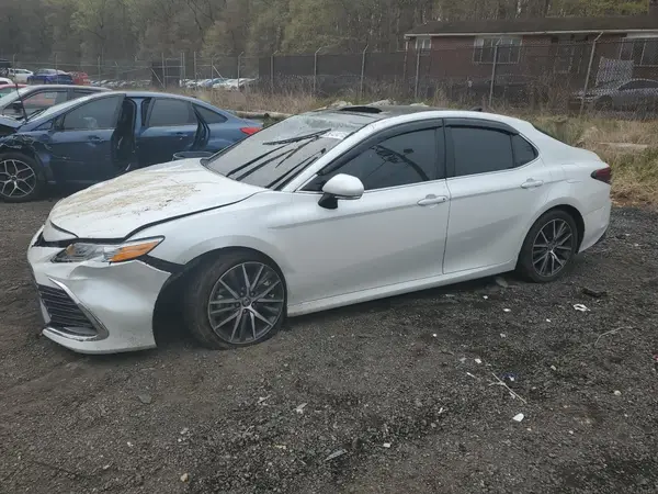 4T1F11AK2PU766730 2023 TOYOTA CAMRY - Image 1