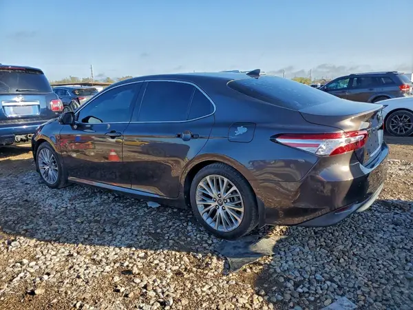 4T1F11AK3LU901160 2020 TOYOTA CAMRY - Image 2
