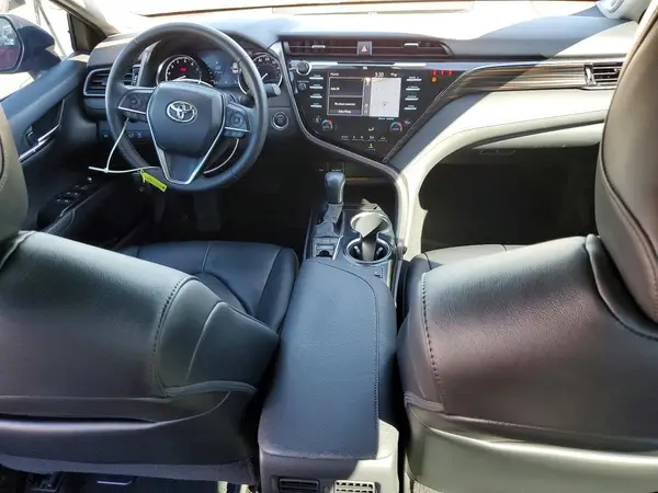 4T1F11AK3LU930044 2020 TOYOTA CAMRY - Image 8