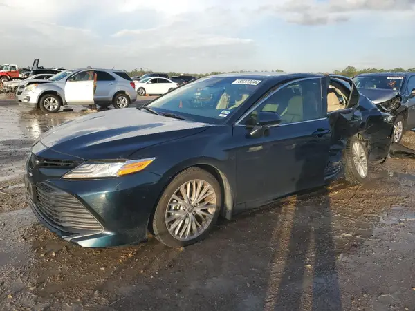 4T1F11AK3LU987604 2020 TOYOTA CAMRY - Image 1