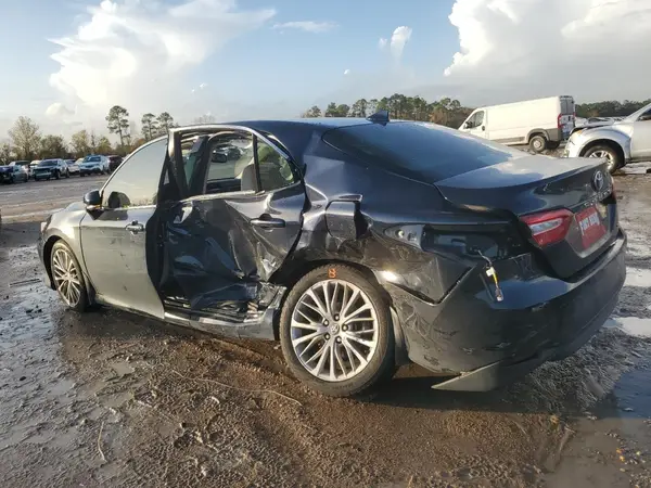 4T1F11AK3LU987604 2020 TOYOTA CAMRY - Image 2