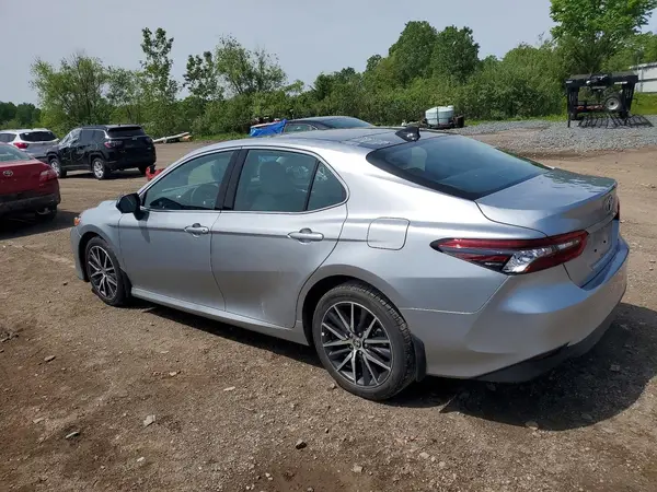 4T1F11AK3MU603578 2021 TOYOTA CAMRY - Image 2