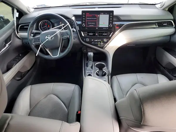 4T1F11AK3MU610336 2021 TOYOTA CAMRY - Image 8