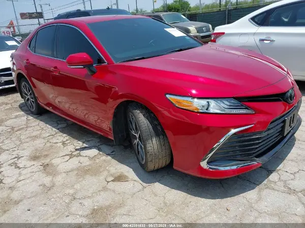 4T1F11AK3PU093978 2023 TOYOTA CAMRY - Image 1