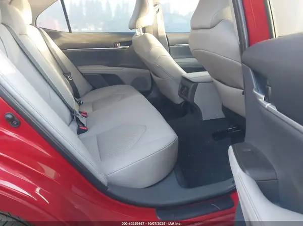 4T1F11AK3PU183390 2023 TOYOTA CAMRY - Image 8