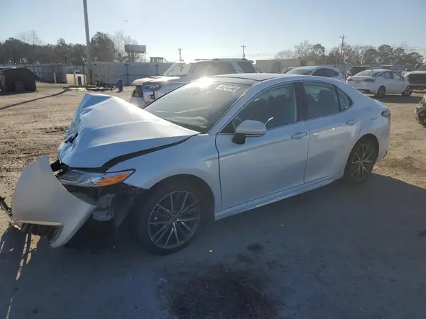 4T1F11AK3PU735261 2023 TOYOTA CAMRY - Image 1