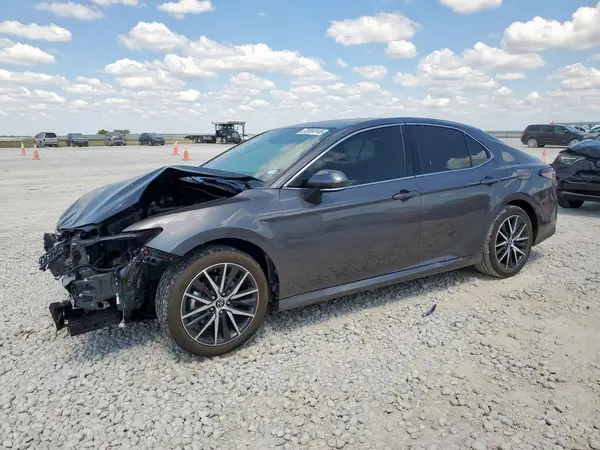 4T1F11AK3PU831634 2023 TOYOTA CAMRY - Image 1