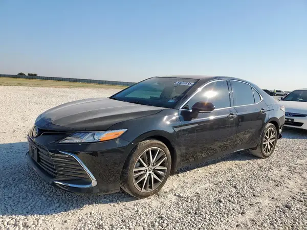 4T1F11AK3PU835425 2023 TOYOTA CAMRY - Image 1