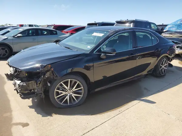 4T1F11AK3RU231392 2024 TOYOTA CAMRY - Image 1