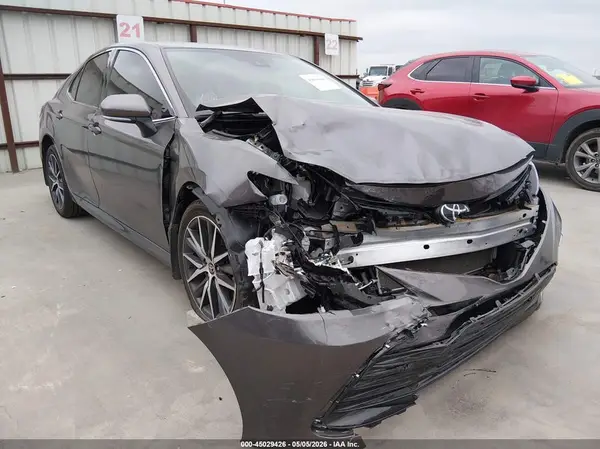 4T1F11AK3RU891660 2024 TOYOTA CAMRY - Image 1