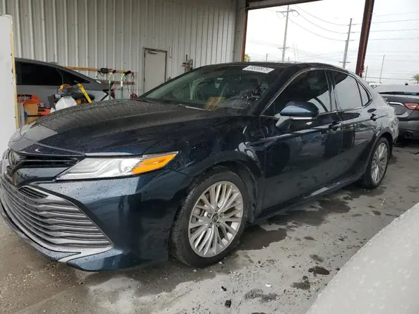 4T1F11AK4LU388579 2020 TOYOTA CAMRY - Image 1