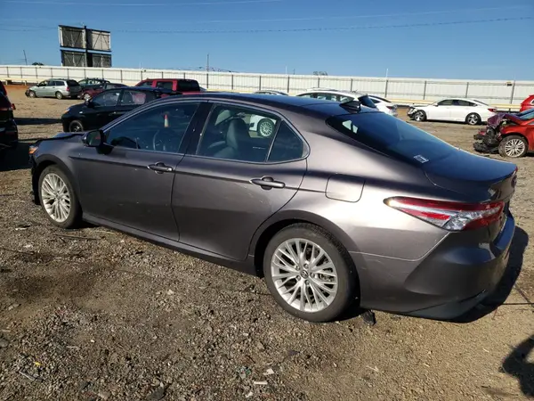 4T1F11AK4LU928464 2020 TOYOTA CAMRY - Image 2