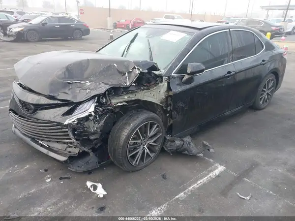 4T1F11AK4MU422277 2021 TOYOTA CAMRY - Image 2