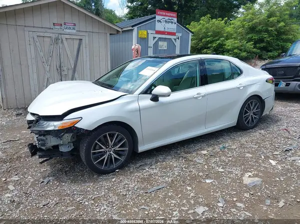 4T1F11AK4MU539003 2021 TOYOTA CAMRY - Image 2