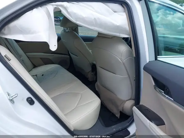 4T1F11AK4MU539003 2021 TOYOTA CAMRY - Image 8