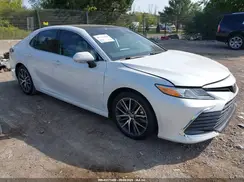 4T1F11AK4MU557226 2021 TOYOTA CAMRY