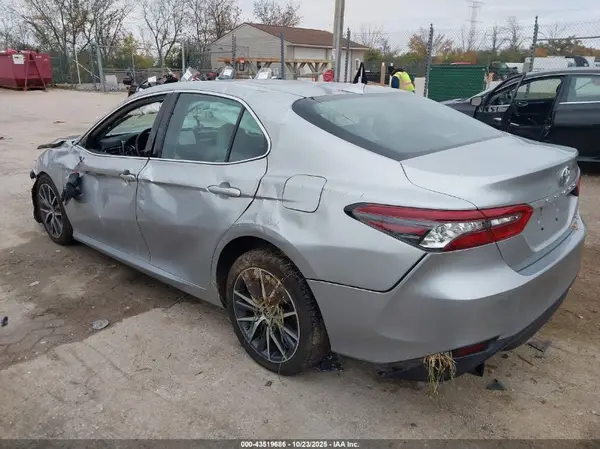 2022 TOYOTA CAMRY IAAI lot 43519686 auction photo 3