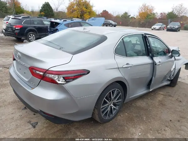 2022 TOYOTA CAMRY IAAI lot 43519686 auction photo 4