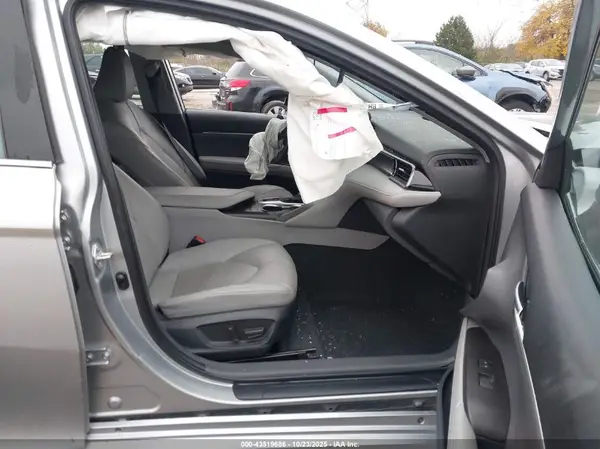 2022 TOYOTA CAMRY IAAI lot 43519686 auction photo 5