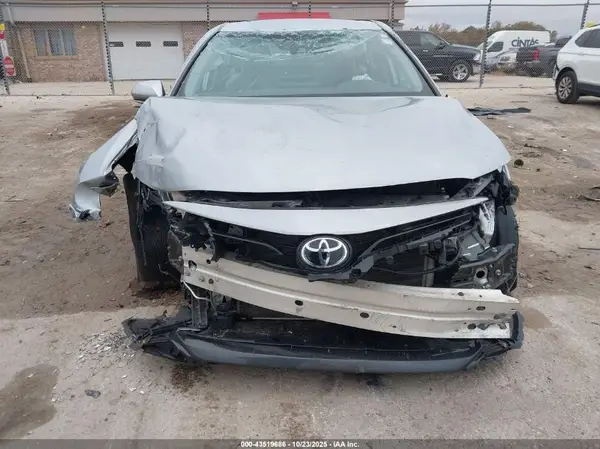 2022 TOYOTA CAMRY IAAI lot 43519686 auction photo 6