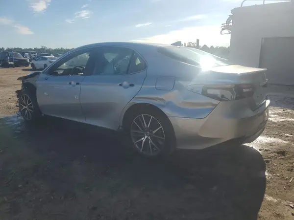 4T1F11AK4PU809125 2023 TOYOTA CAMRY - Image 2