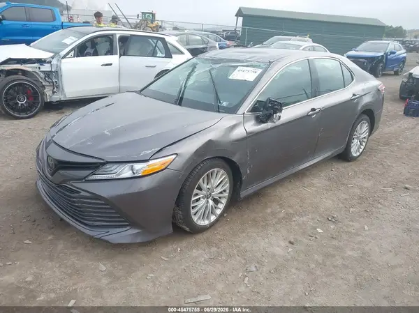 4T1F11AK5LU392219 2020 TOYOTA CAMRY - Image 2