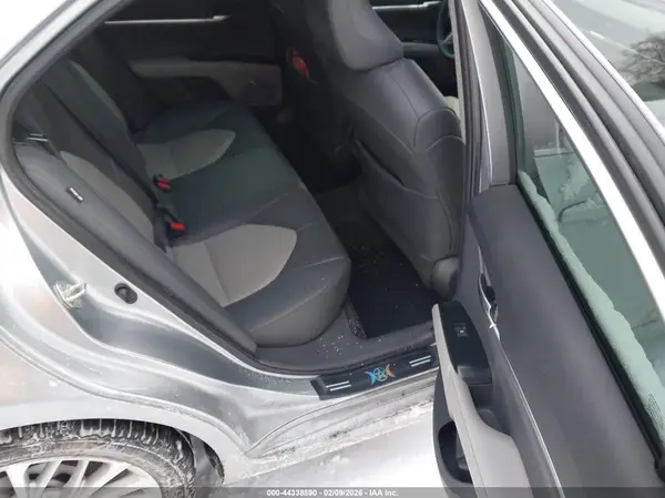 4T1F11AK5LU500807 2020 TOYOTA CAMRY - Image 8