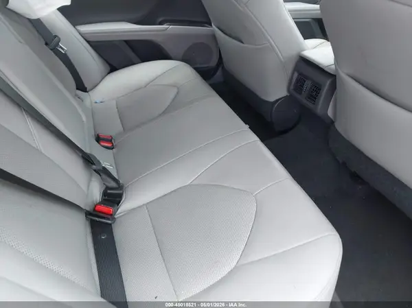 4T1F11AK5MU460956 2021 TOYOTA CAMRY - Image 8