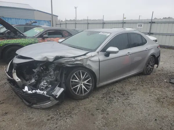 4T1F11AK5NU028742 2022 TOYOTA CAMRY - Image 1