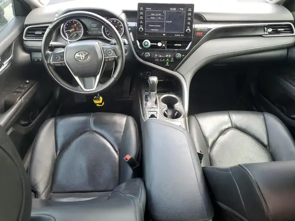 4T1F11AK5NU035805 2022 TOYOTA CAMRY - Image 8