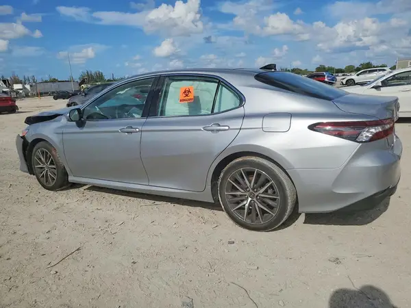 4T1F11AK5PU803995 2023 TOYOTA CAMRY - Image 2