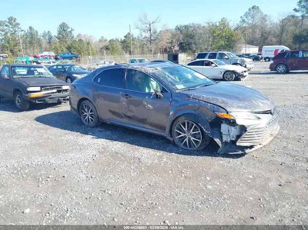 4T1F11AK5RU265169 2024 TOYOTA CAMRY - Image 1