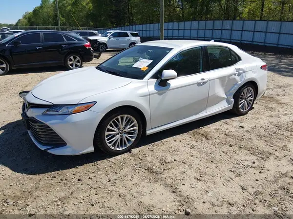 4T1F11AK6LU338153 2020 TOYOTA CAMRY - Image 2