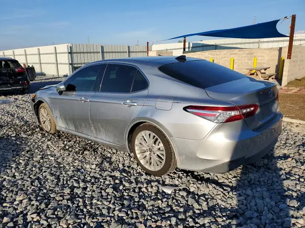 4T1F11AK6LU949574 2020 TOYOTA CAMRY - Image 2