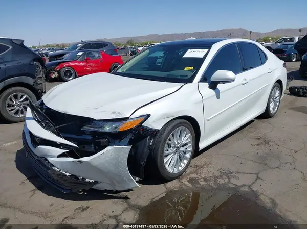 4T1F11AK6LU979593 2020 TOYOTA CAMRY - Image 2