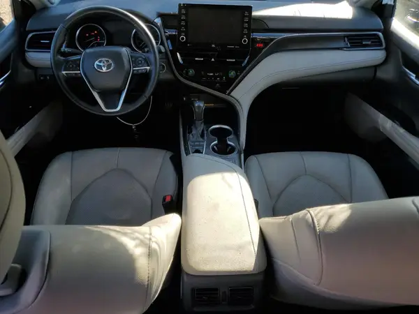 4T1F11AK6MU469889 2021 TOYOTA CAMRY - Image 8