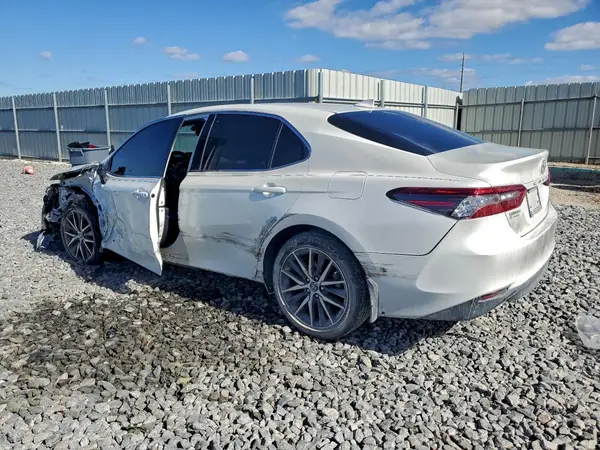 4T1F11AK6MU482089 2021 TOYOTA CAMRY - Image 2