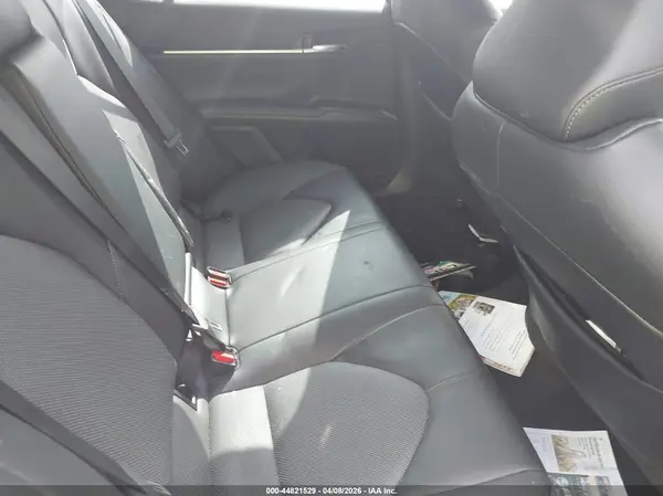 4T1F11AK6NU015871 2022 TOYOTA CAMRY - Image 8